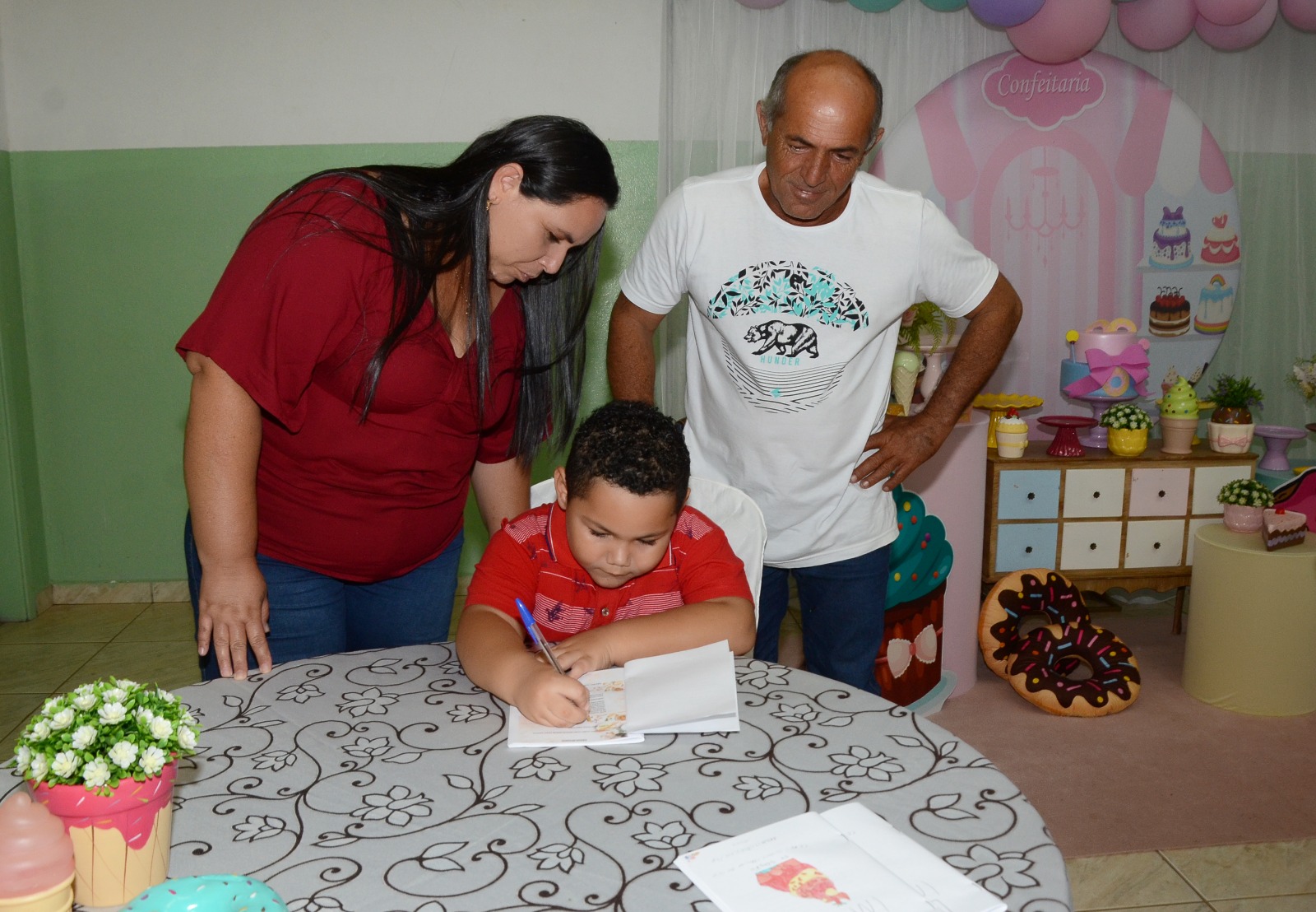 Alunos De Escola De Nova Alian A Sp Realizam Noite De Aut Grafos Ap S