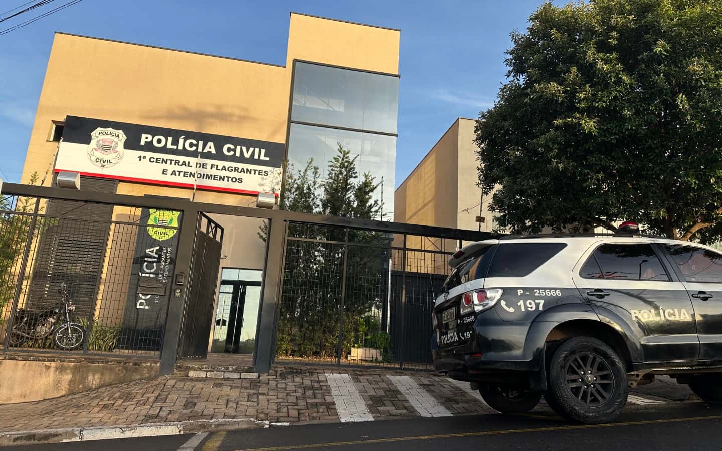 Casal é sequestrado durante assalto e homem é colocado no porta-malas em Rio Preto (SP)