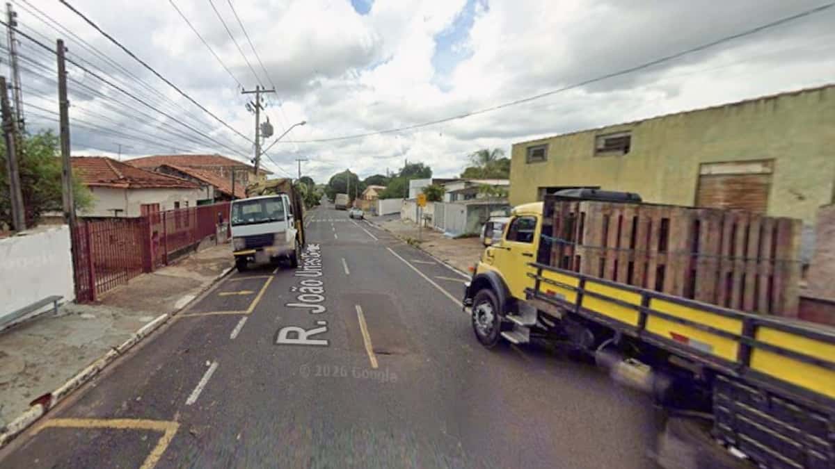 Motorista bêbado colide contra viatura dos Bombeiros na Vila Toninho em Rio Preto